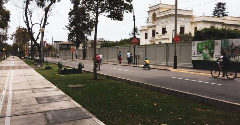 cercania a avenidas principales